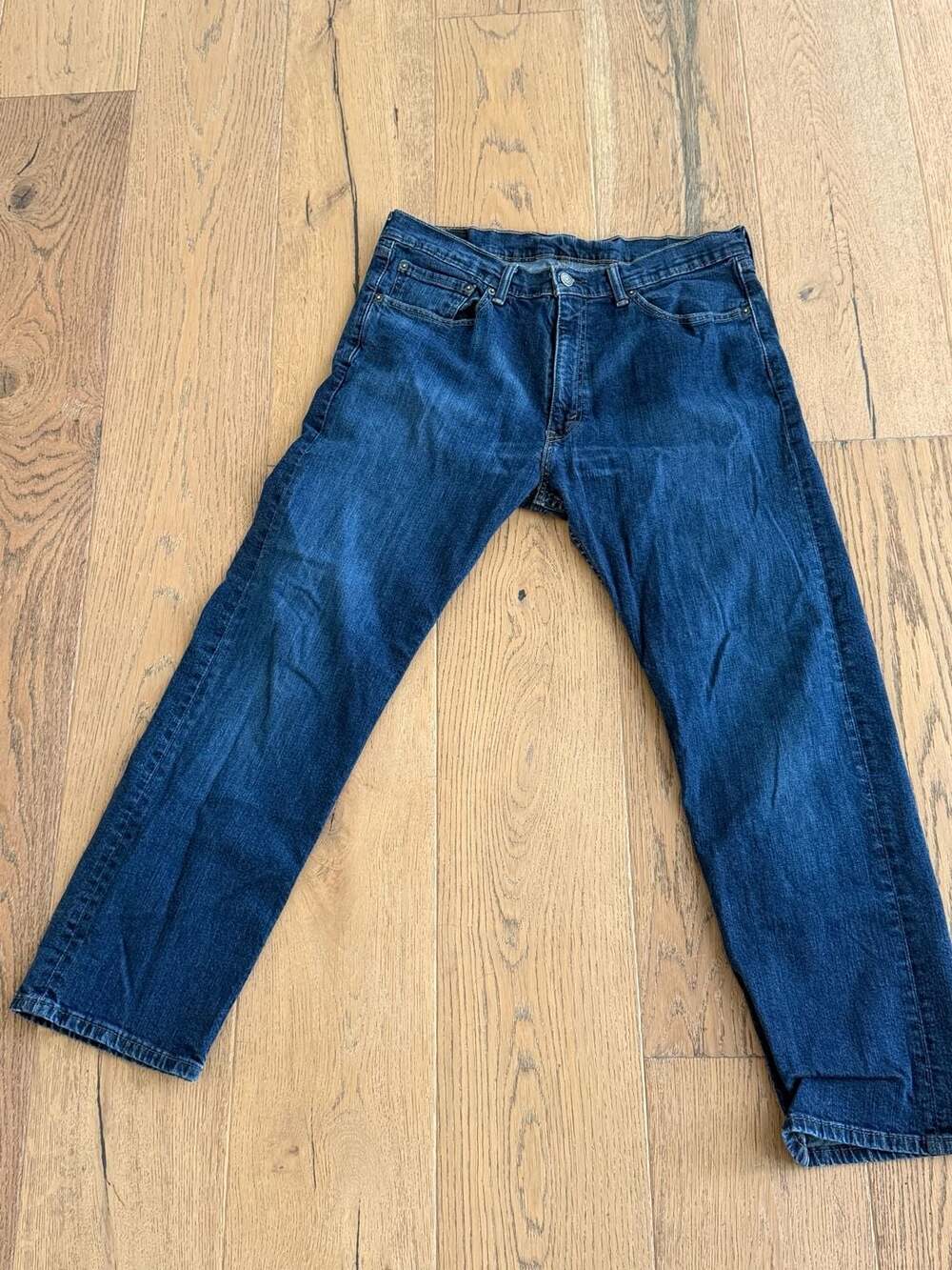 Levi's 505 Regular Fit Jeans - Medium Blue Wash, Size 36x30 - Picture 2 of 3